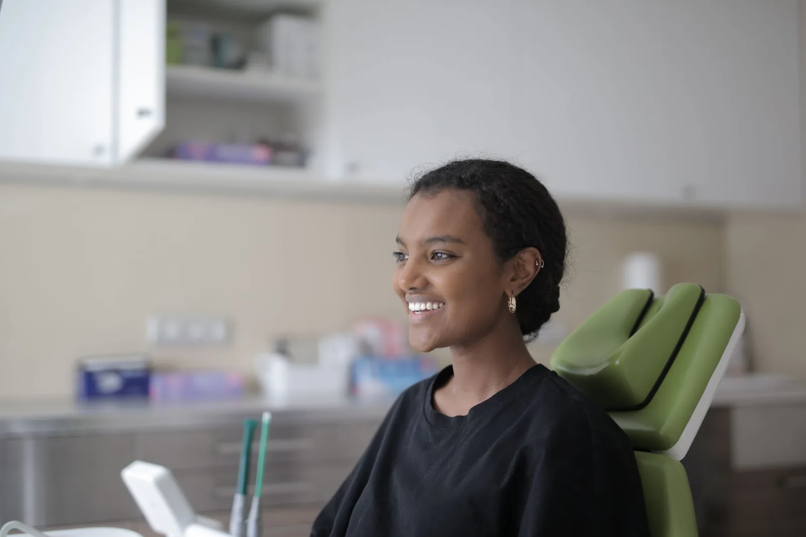 What Services Does a Family Dentist in Fort Myers Offer?